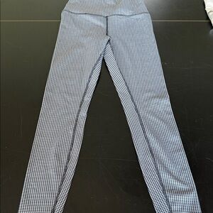 ALO Yoga Black and White Houndstooth Leggings
